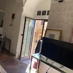 Glam A Apartment